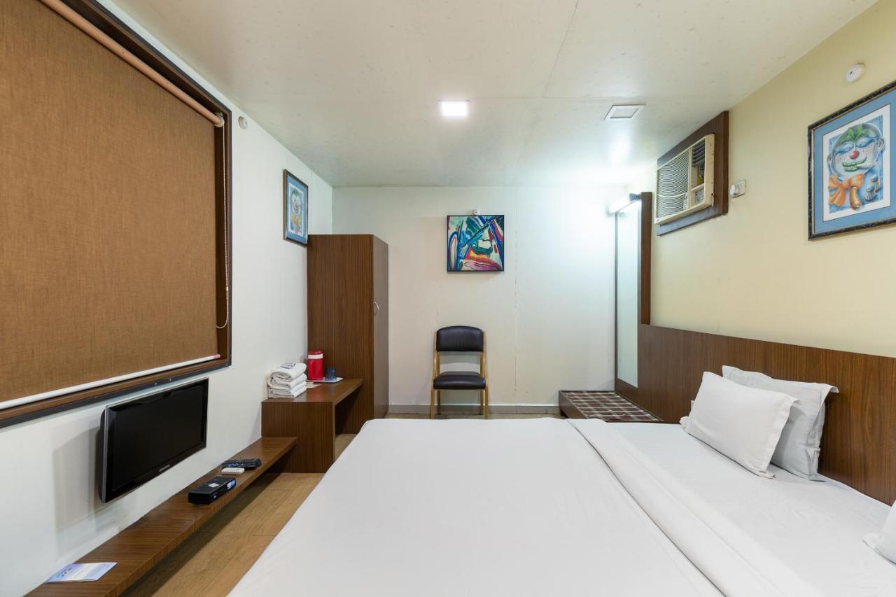 Capital O 47539Capital O Umbergaon Club 호텔 Umargām 외부 사진