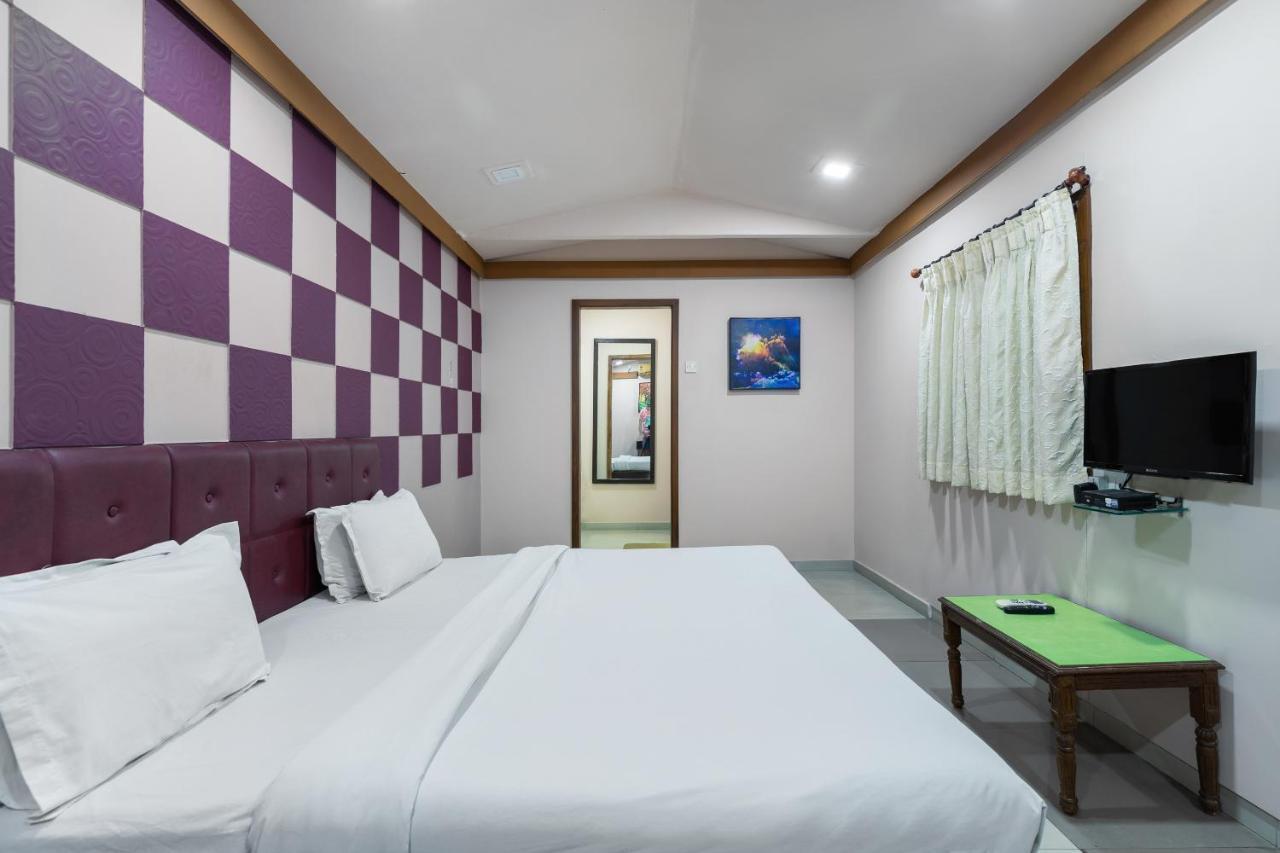 Capital O 47539Capital O Umbergaon Club 호텔 Umargām 외부 사진